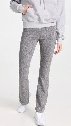 Spiritual Gangster Bombshell Tech Heather Flare Leggings